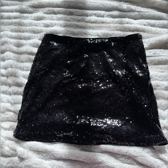SHEIN Dresses & Skirts - Sequin Black Mini Skirt